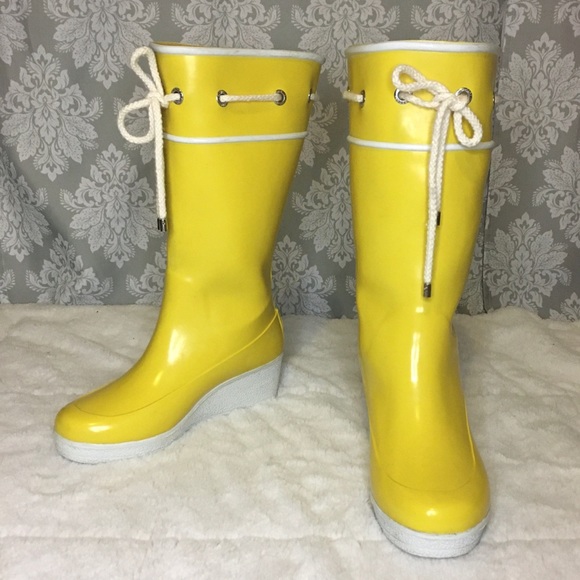 sperry yellow boots
